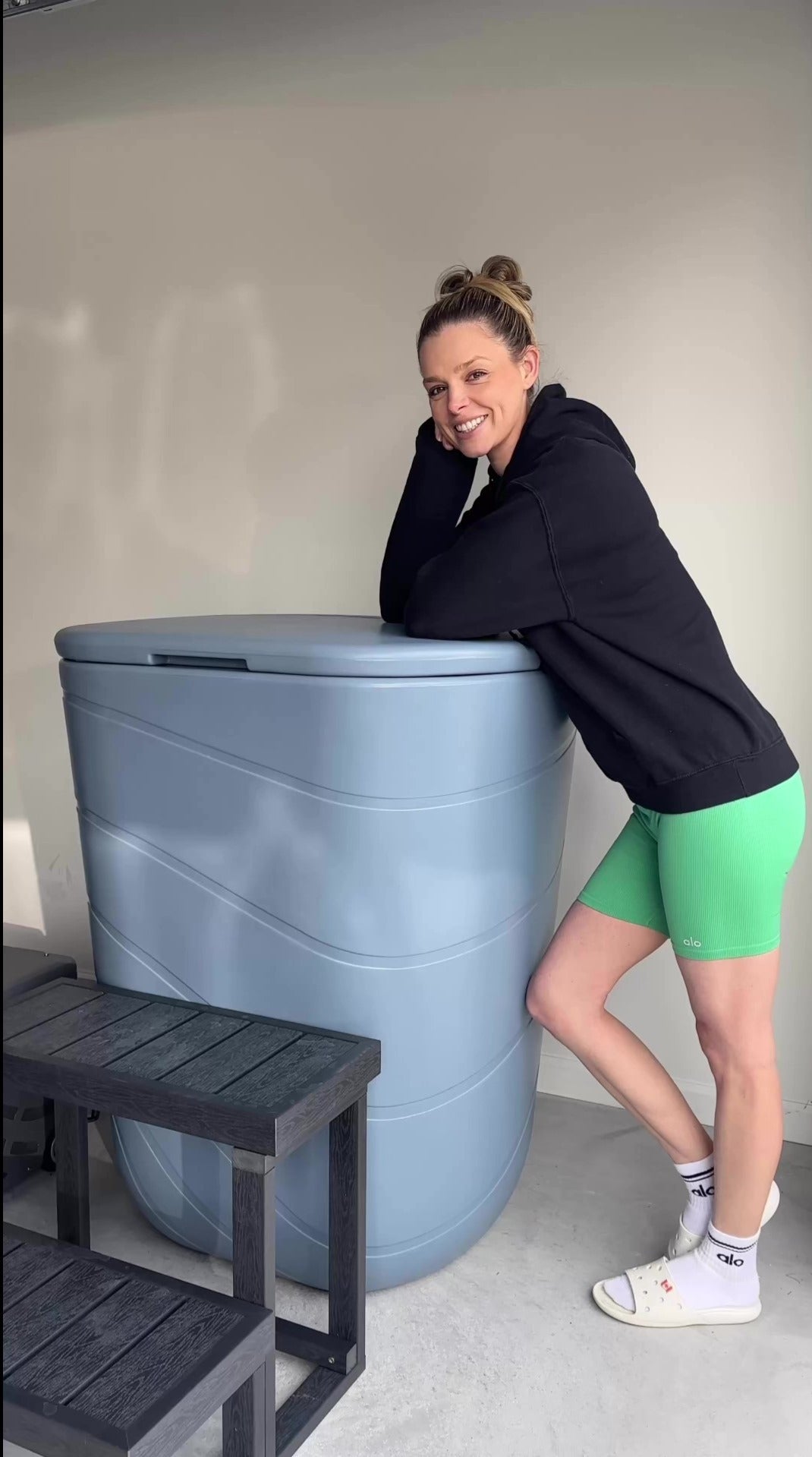 Load video: Danielle Knudson Nordic Wave Viking Cold Plunge